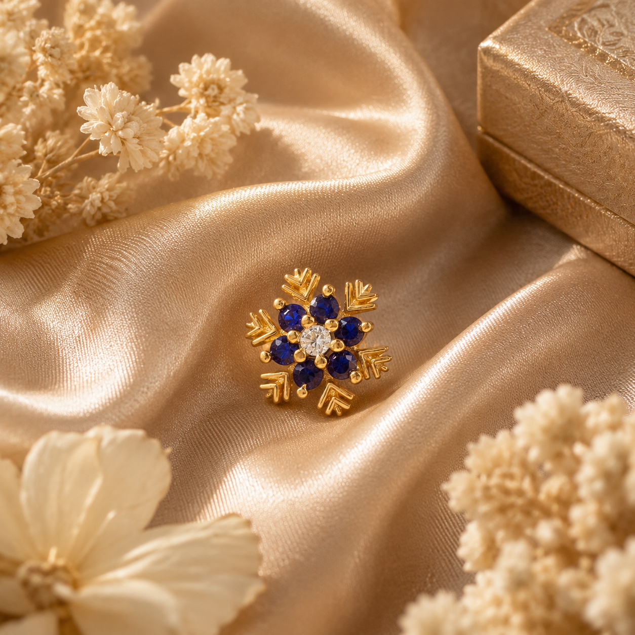 Snowflakes Bloom Nose Pin