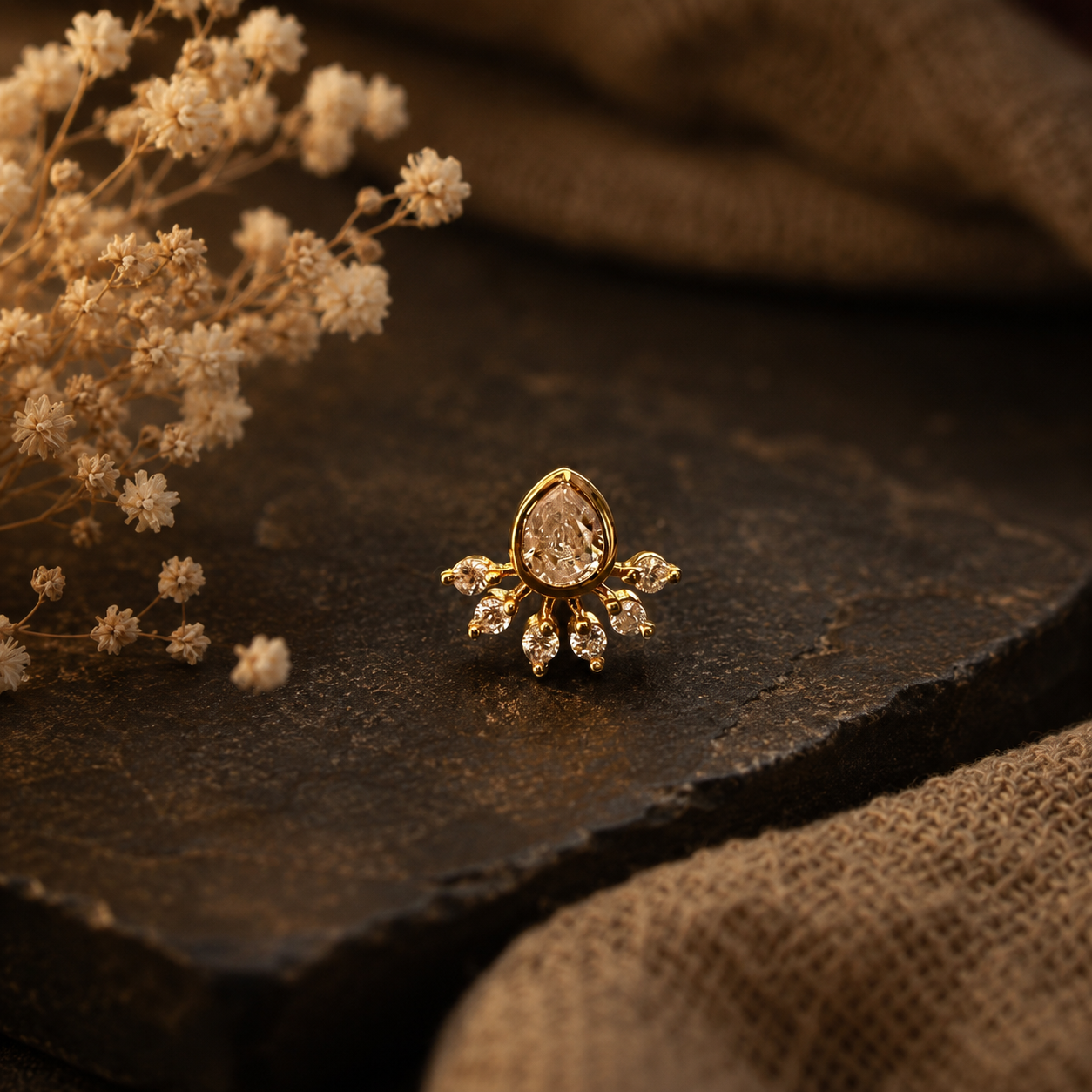 Iraa Nose Pin