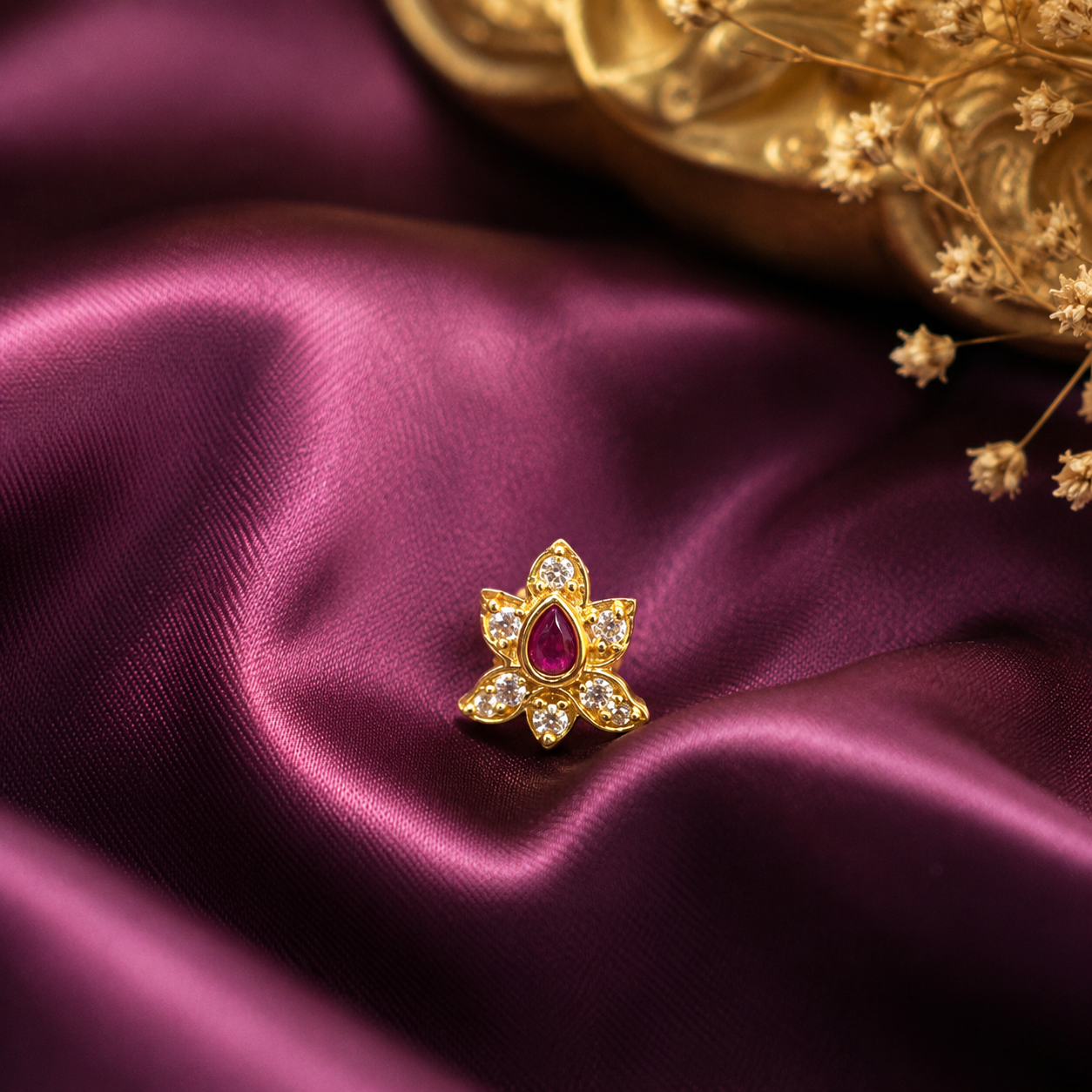 Shriroopa Nose Pin